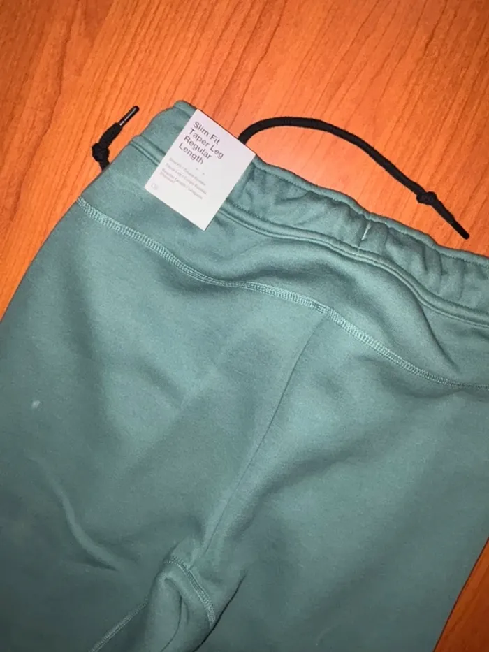 Jogging Nike Tech XS Neuf - photo numéro 5