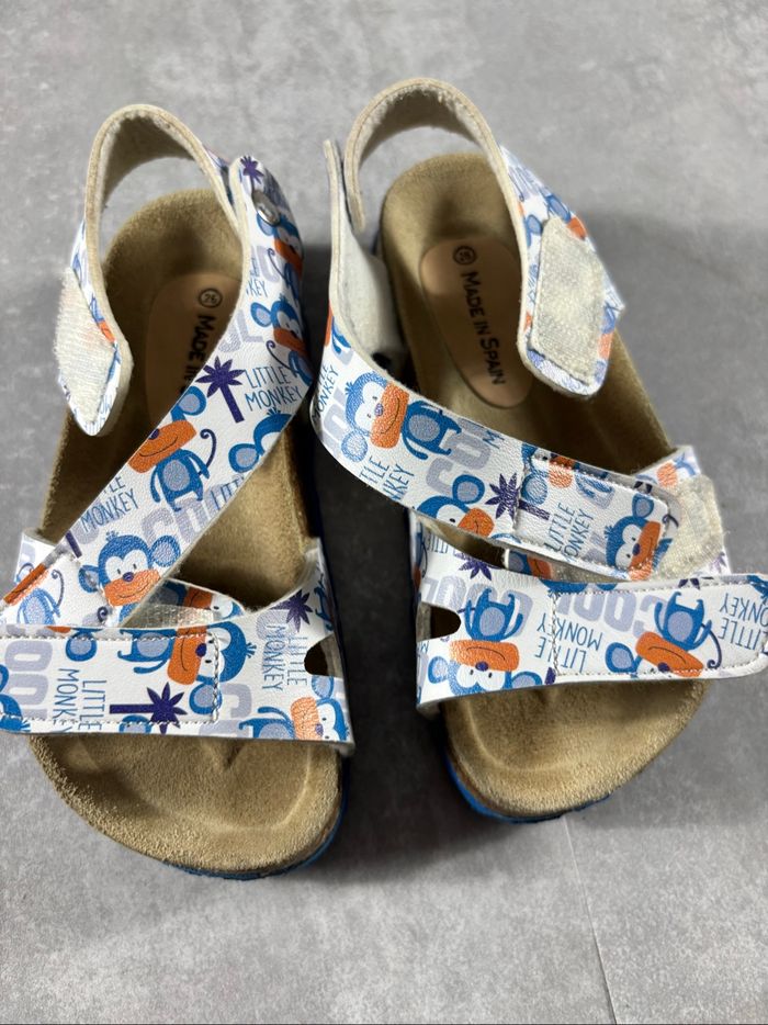 Chaussure sandale taille 26