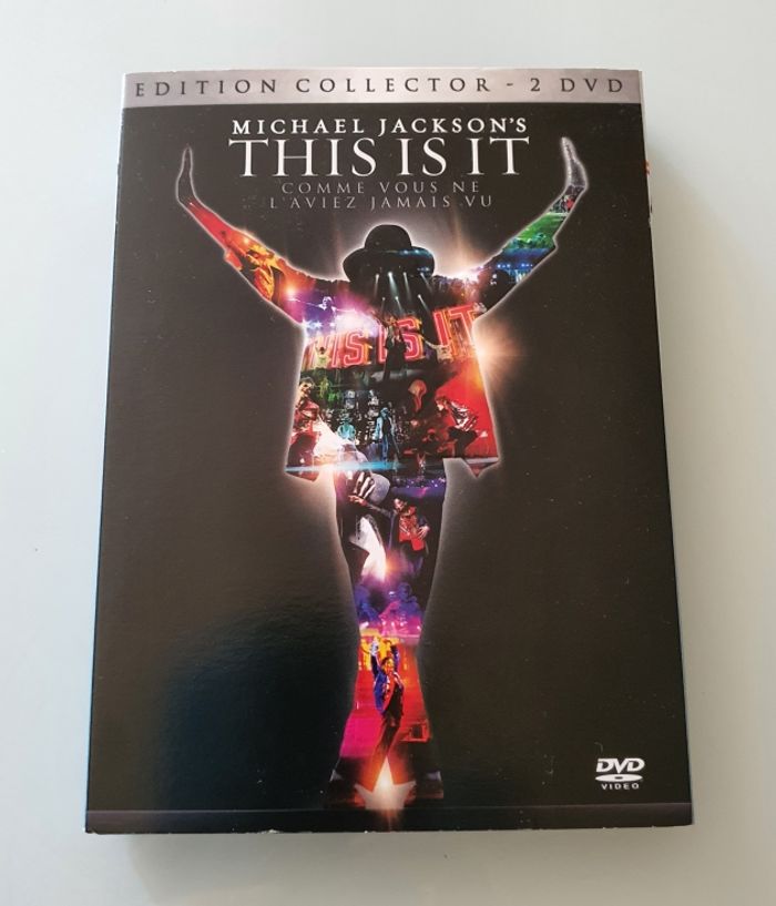 This is it - Edition collector - photo numéro 2