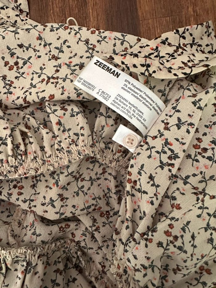 Robe légère, légèrement manches longues - photo numéro 3
