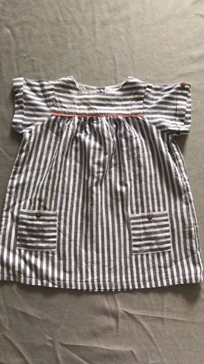 Robe courte