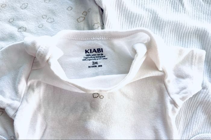 Lot de 3 body blanc « Kiabi » T3 mois - photo numéro 2