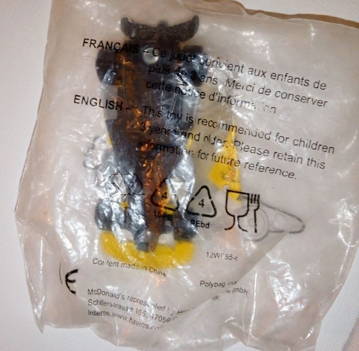 Petite voiture Hotweels de course - photo numéro 4