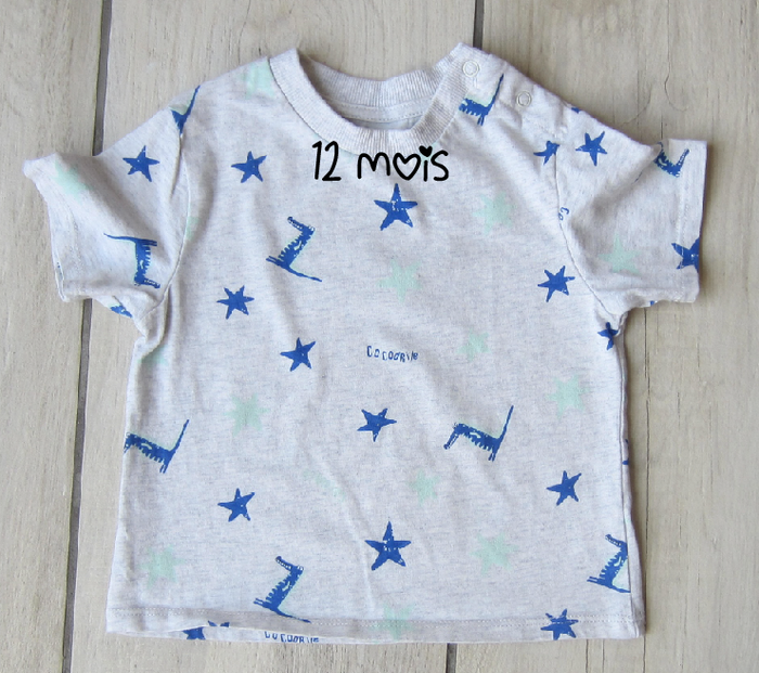 Tee shirt theme crocodile.