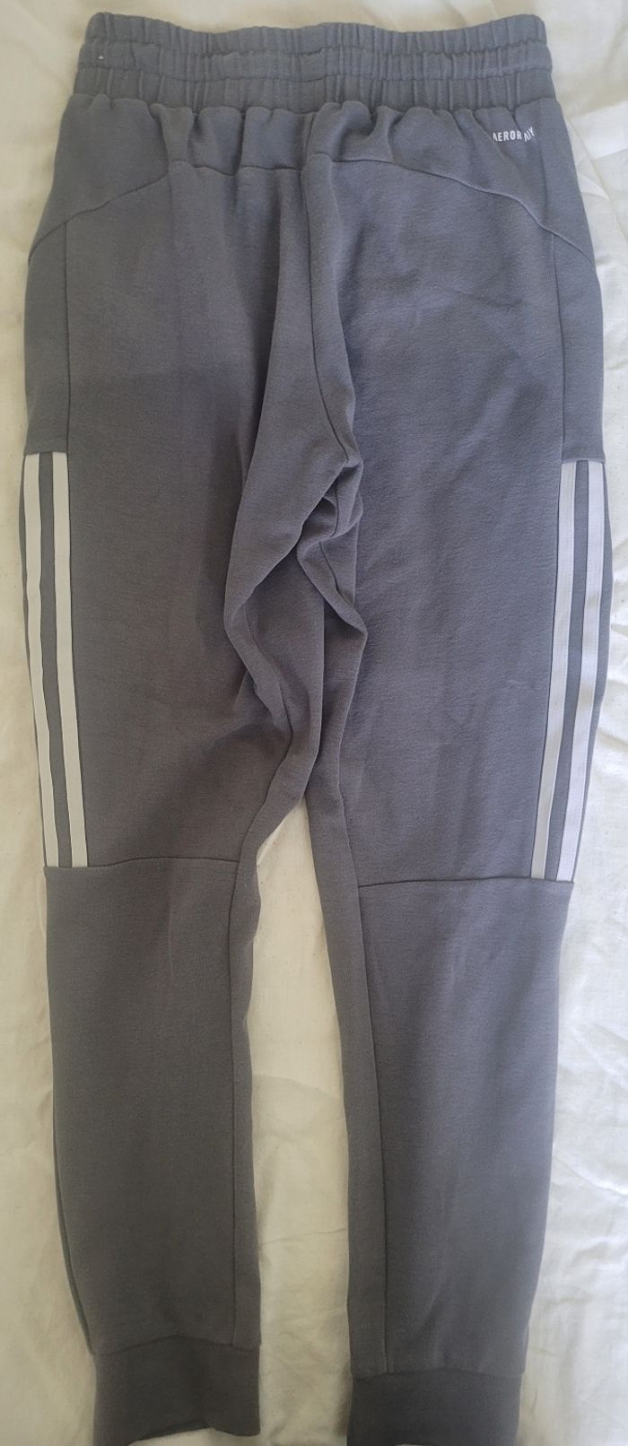 Bas de survêtement adidas gris - photo numéro 2
