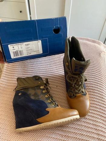 Baskets compensées reebok Alicia keys taille 36