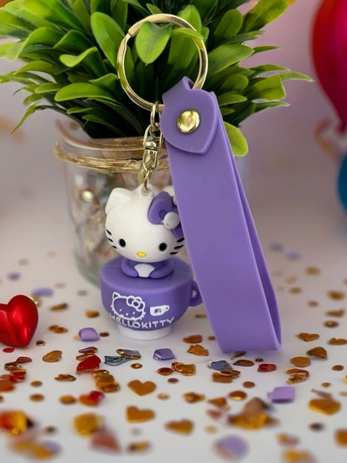 Porte clés Hello Kitty violet - photo numéro 2