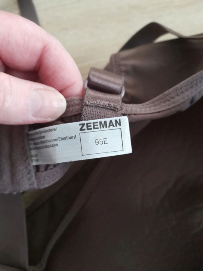 Soutien gorge sans armatures 95 E - photo numéro 2