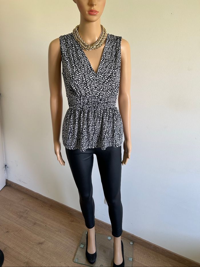 Blouse imprimée noire et blanche sans manches Morgan taille S jamais portée - photo numéro 3
