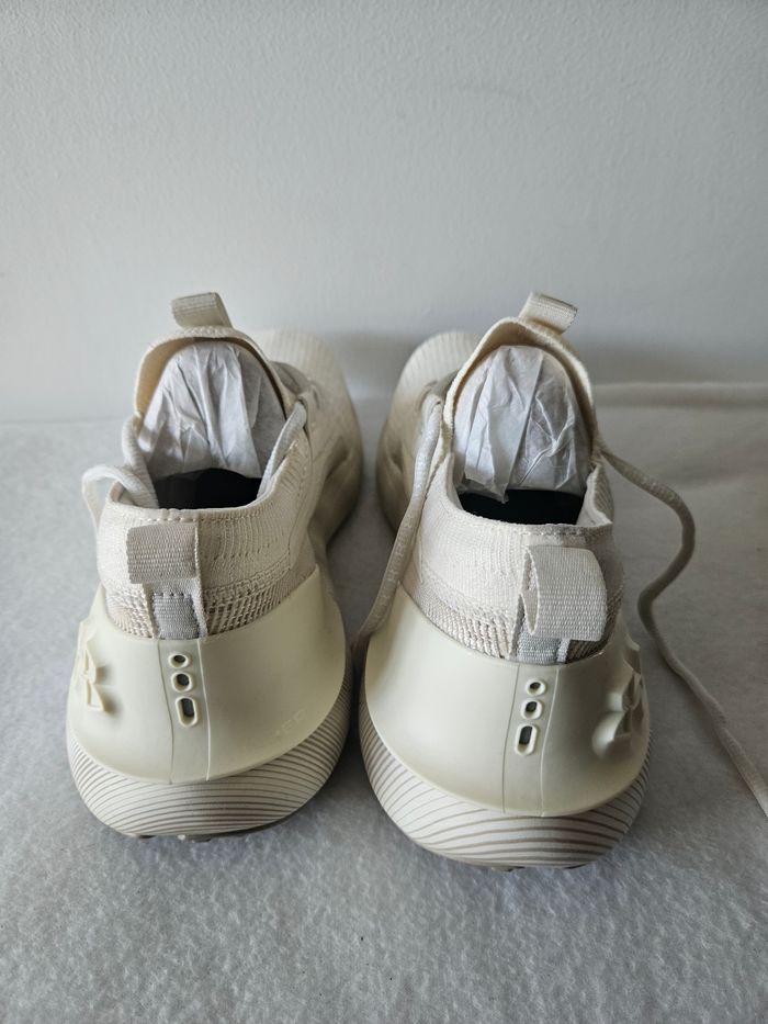 Baskets Pointure 44,5 under armour - photo numéro 5