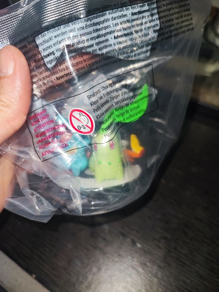 Figurine pokemon legend - photo numéro 2