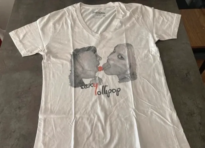 T-Shirt sexy provoc baiser - M - photo numéro 2
