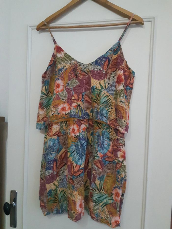 Robe fleurie cache cache
