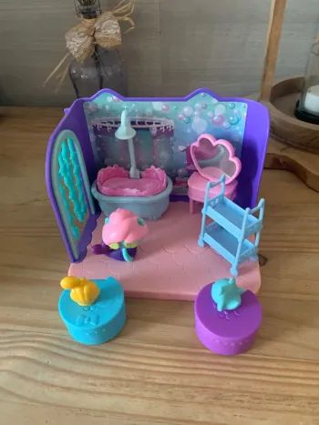 Salle de bain marine de Gabbydollhouse