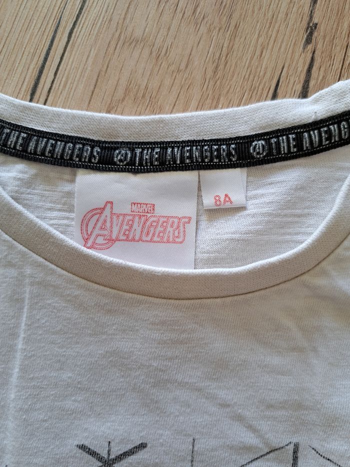 Tee-shirt manches longues taille 8 ans - photo numéro 3