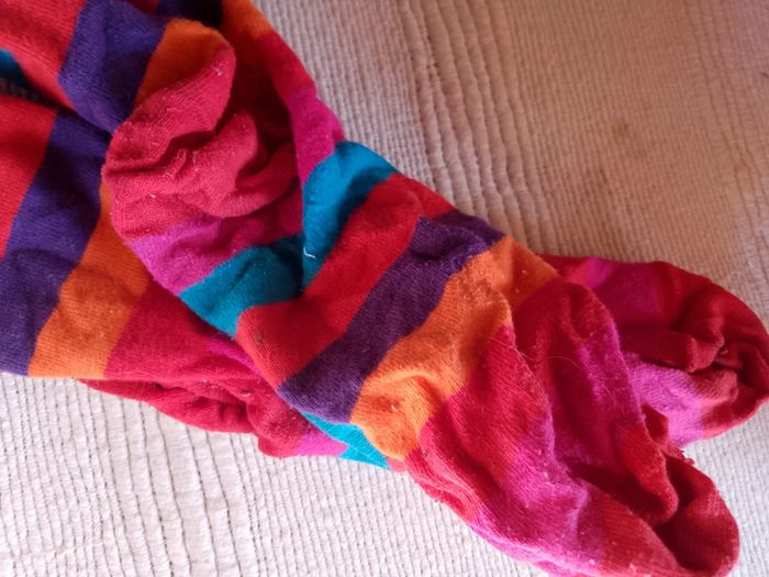 Longues chaussettes rayées - photo numéro 2