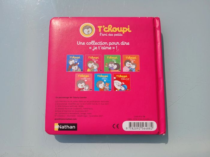 🩷 T'choupi aime les bisous 😘 petit livre couverture mousse - photo numéro 7