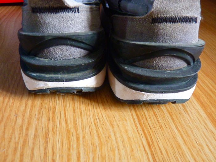 Baskets garçon chaussure NIKE Waffle one SE 41 grise + Boite - photo numéro 4
