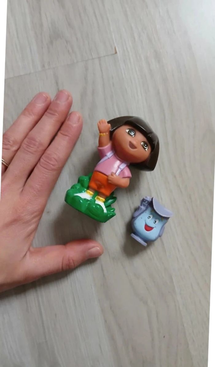 Lot de 2 figurines Dora - photo numéro 2