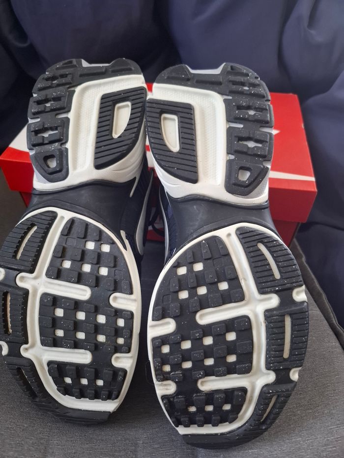Nike homme nouveau taille 43 bleu de Bic - photo numéro 4
