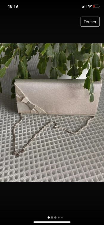 Pochette gris argenté chaînette miroir intérieur 70s