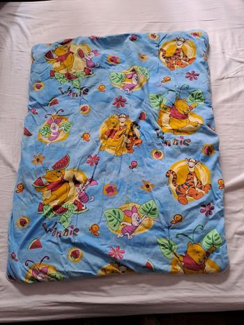 Couette 80 x 106 Winnie l'Ourson
