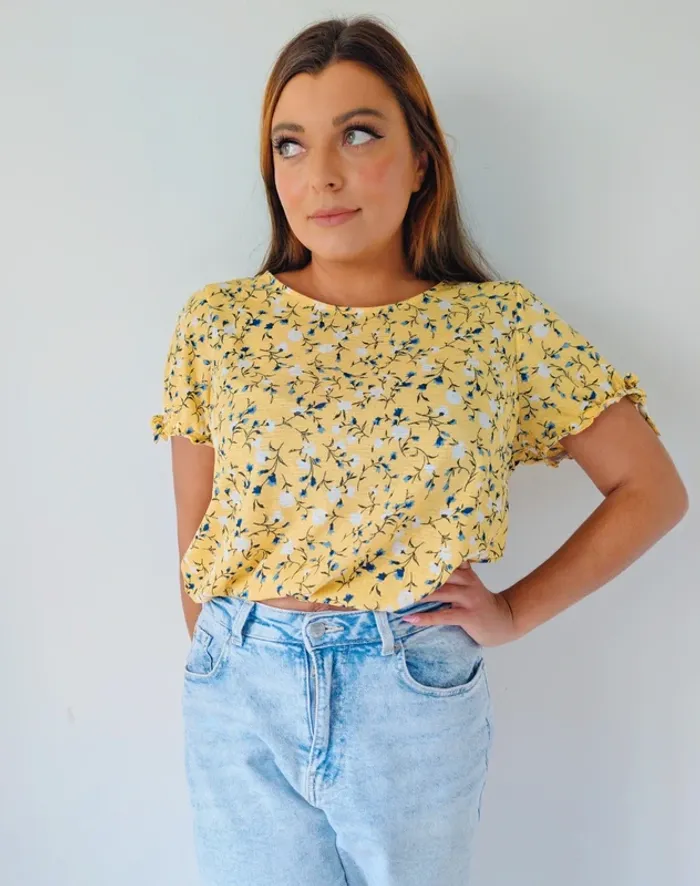 T-shirt jaune fleuri ample romantique moderne cache-cache taille 38 - photo numéro 3