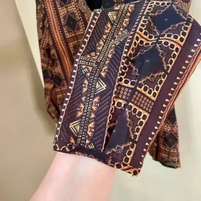 Blouse fluide imprimé ethnique noir et camel Chattawak – taille M, col tunisien V041 - photo numéro 3