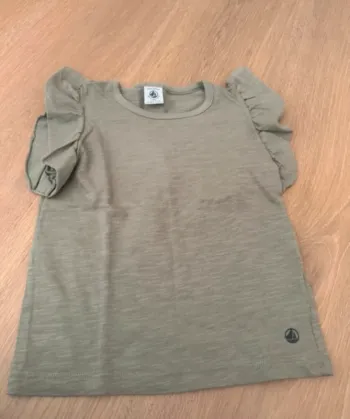 Tee shirt petit bateau 4 ans neuf