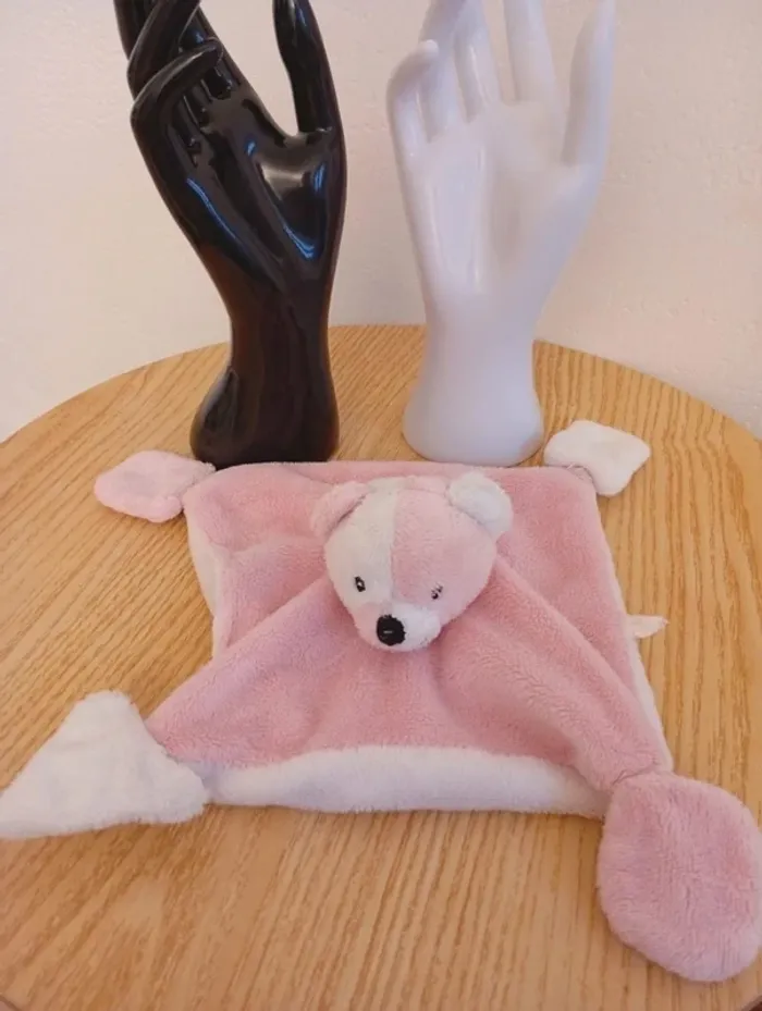 Doudou plat mouchoir Alphanova lapin rose bon état doudou