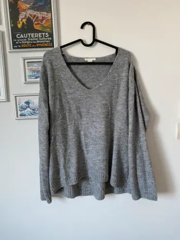 Pull gris