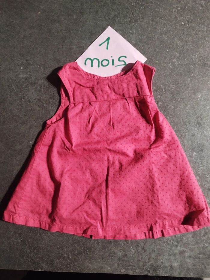 Robe rose 1 mois