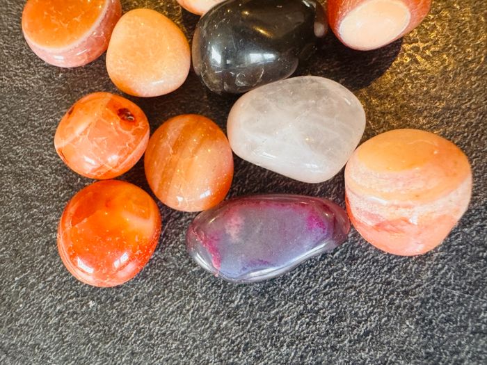 Lot 50 g pierres polies naturelles – Agates, quartz, obsidienne, améthyste (65 g total) - photo numéro 2