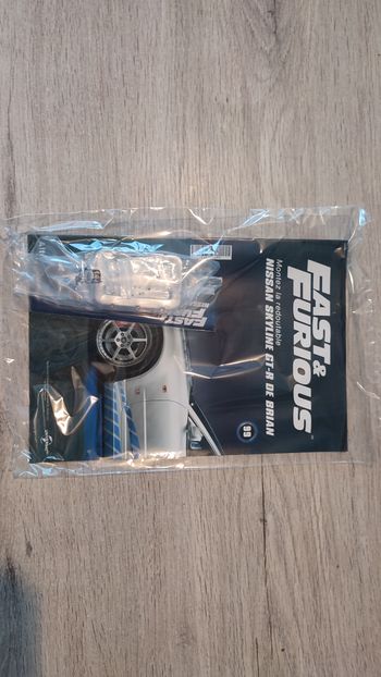 Lot fascicule avec pièces numéro 99 n°99 Nissan Skyline GT-R R34 Fast & Furious de Brian O'Conner 1/