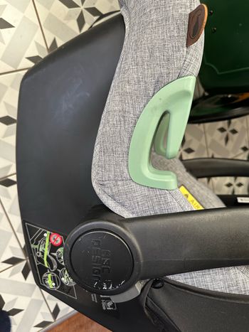 Cosy bébé avec sa base isofix