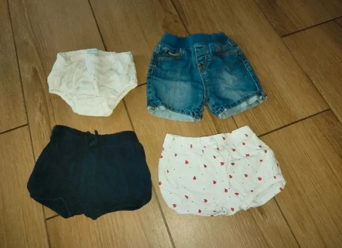 Lot de 9 shorts/pantacourts bébé fille 12 mois - photo numéro 2