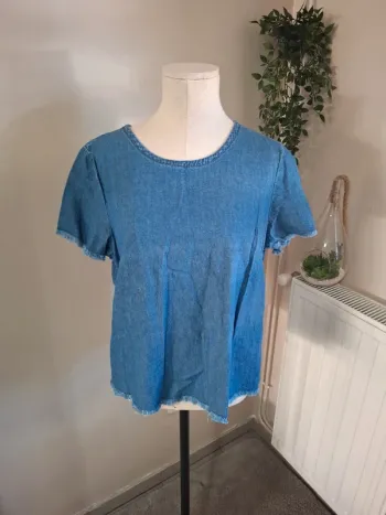 Tshirt en jean taille 42