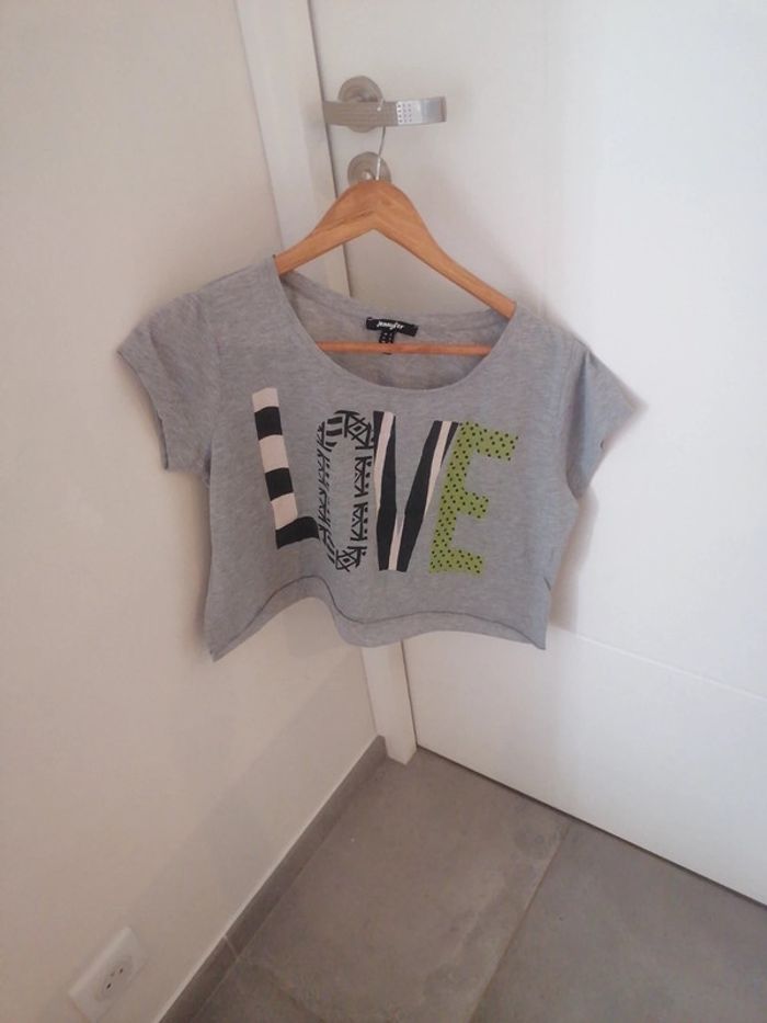 Tee shirt
