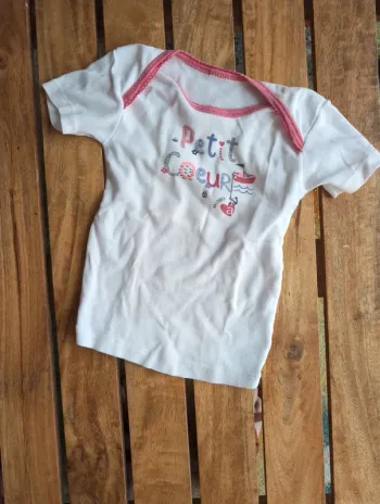 Tshirt absorba 2 ans