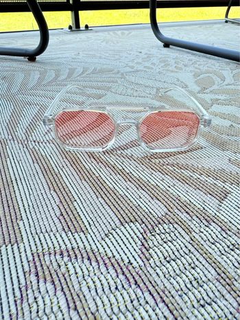 Lunettes Solaires Transparentes avec Verres Roses