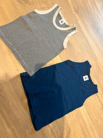 2 maillots de corps / marcel petit bateau