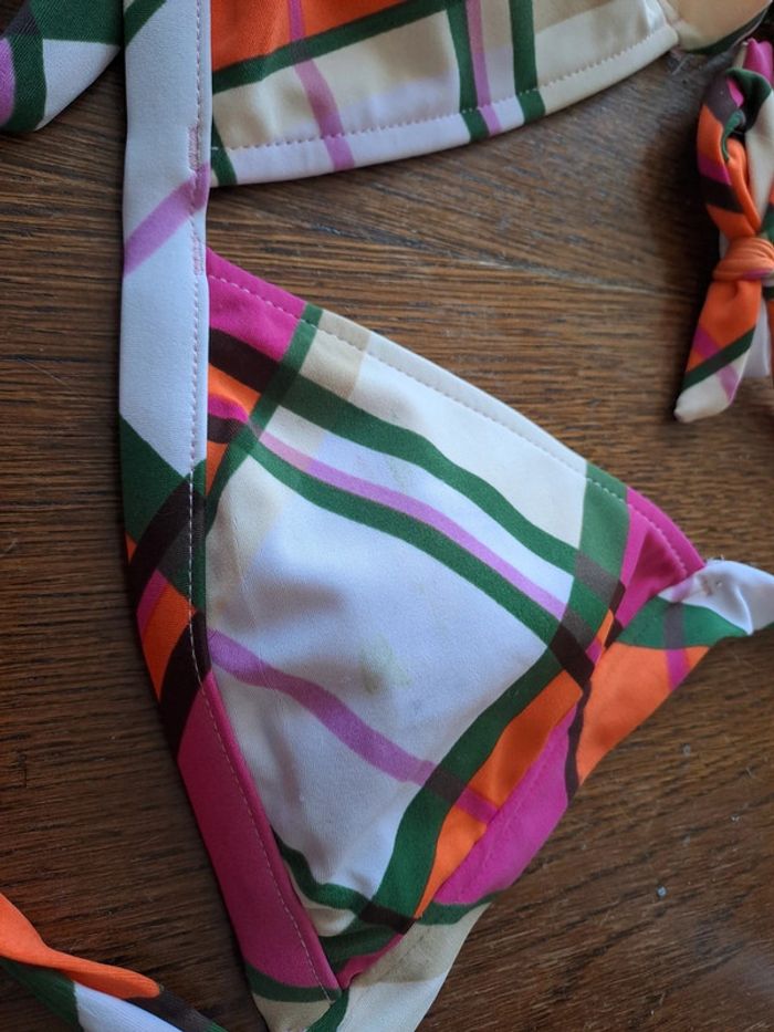 Joli haut maillot de bain look 70's - photo numéro 2