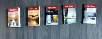 Lot de 5 livres format poche Marc Lévy