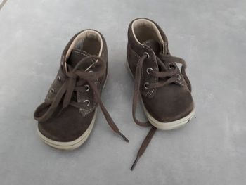 chaussures bottillons cuir pointure 19 orchestra