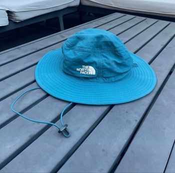 Chapeau the north face bleu marine unisexe