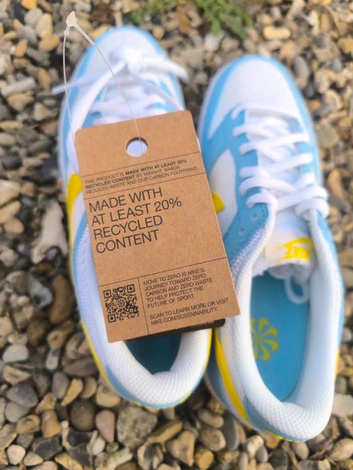 Baskets Nike dunk low next nature hommer Simpson bleu et blanche pointure 39 neuves avec boîte - photo numéro 9