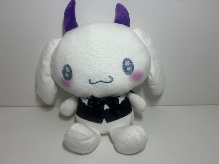 Eikoh Cinnamoroll Neo Gothic Grande Peluche