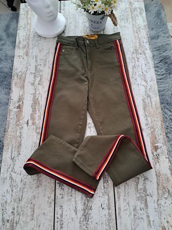 Pantalon kaki à bande