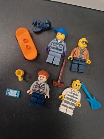 Lot de minifigures lego