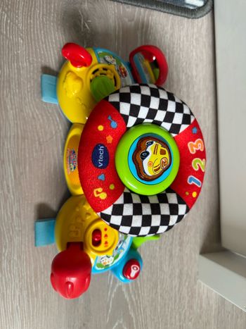 Vtech tutut bolide voiture